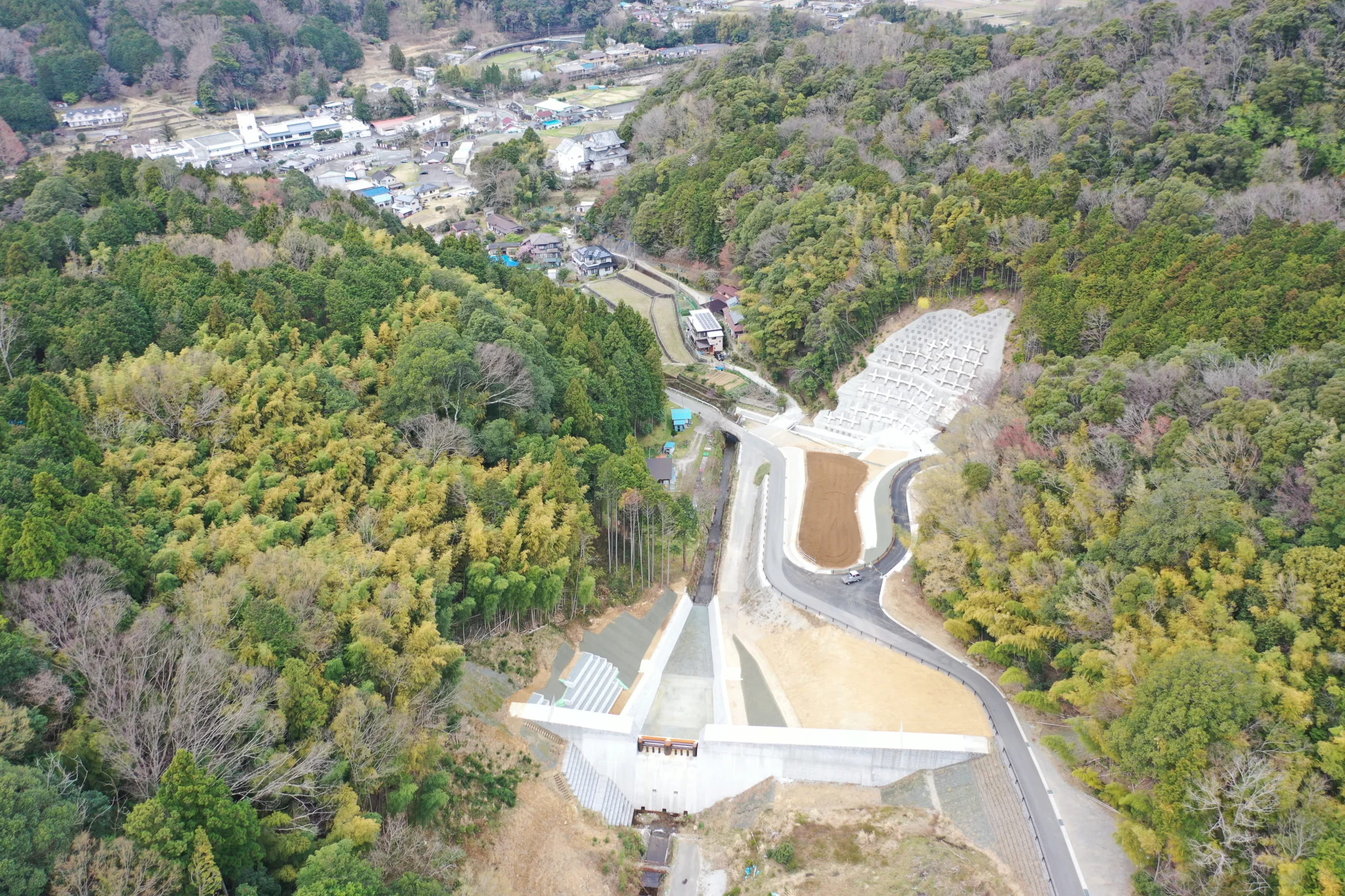 狩野川水系市山地区入洞沢第３砂防堰堤工事
