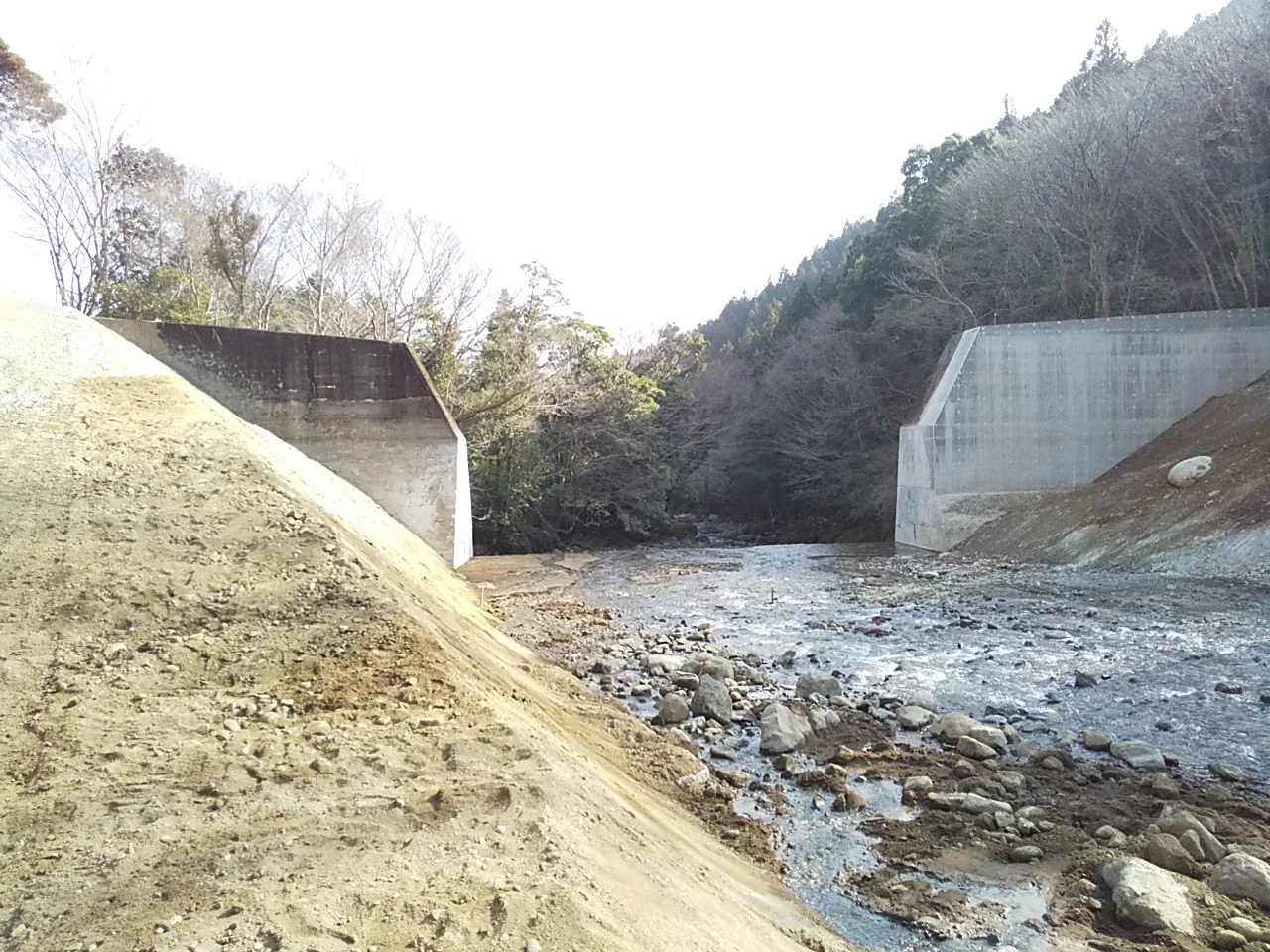 狩野川水系流木対策工事