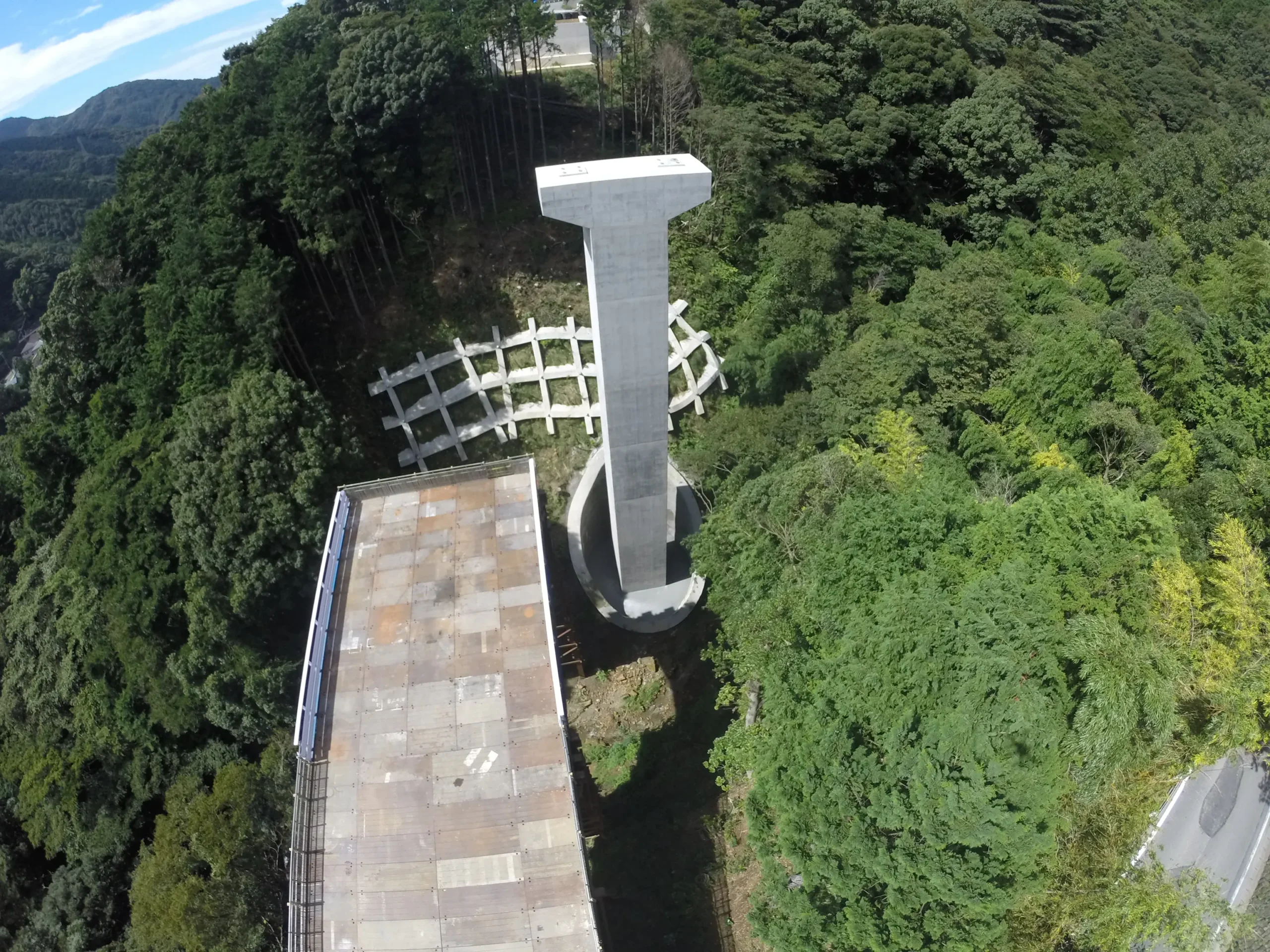 (国)136号防災・安全交付金(国道橋梁改築)工事(P1橋脚工)