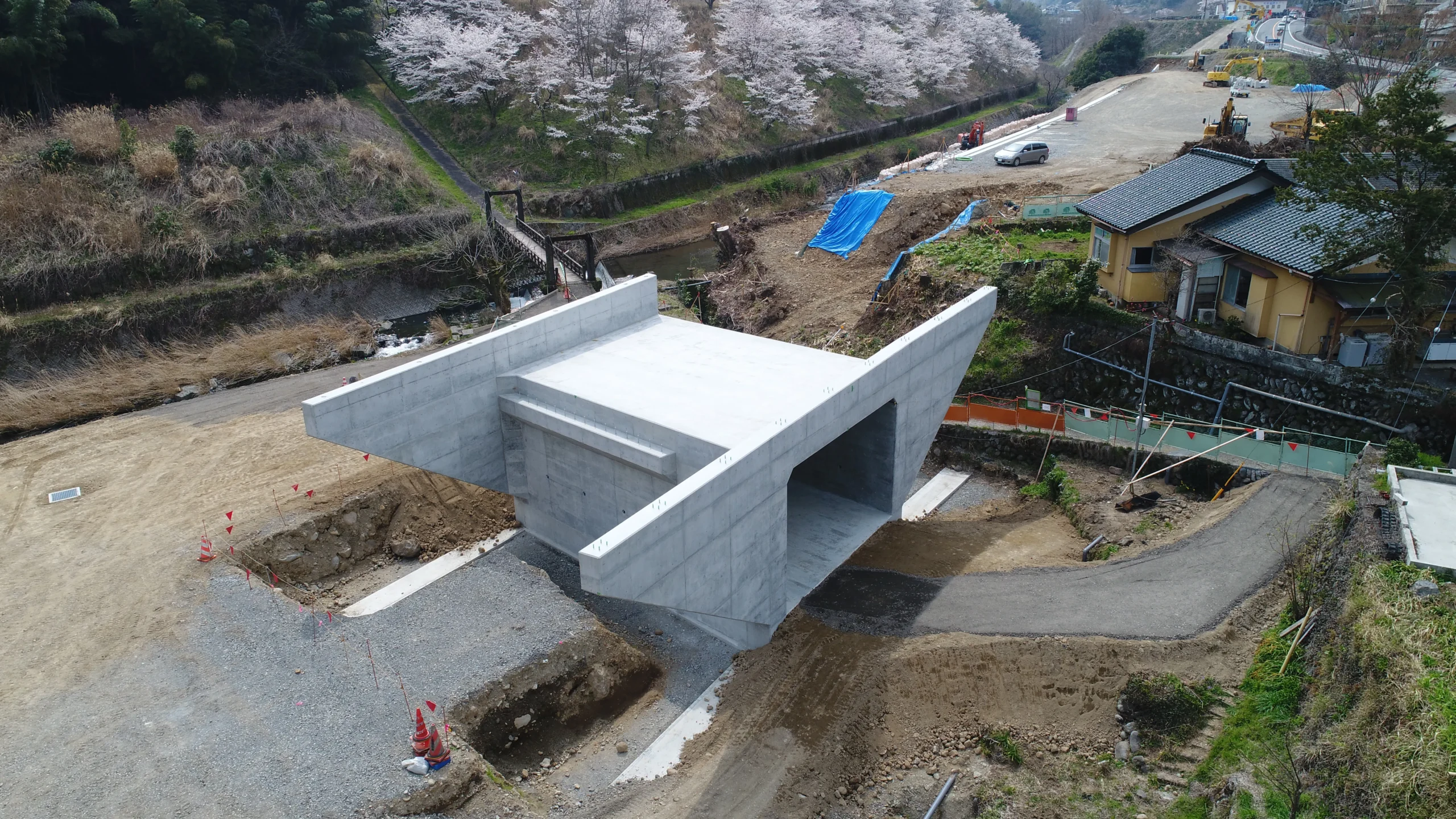 （国）136号バイパス社会資本整備総合交付金（国道道路改築２次）工事（函渠工）