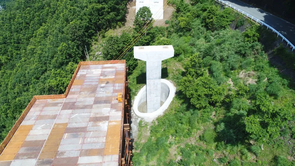 136号国道橋梁改築工事